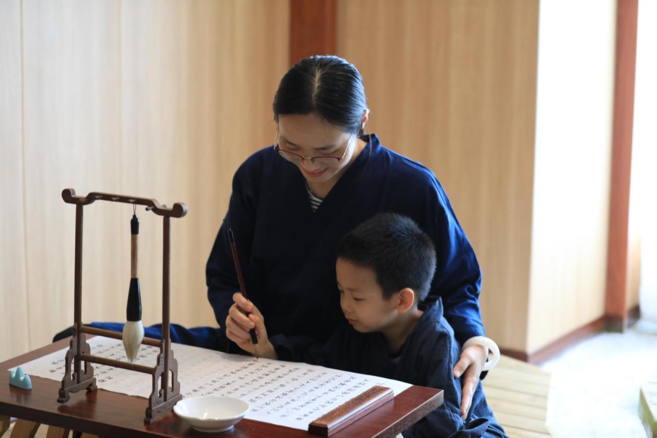 乐山上善居养心禅景酒店 Shangshan Zen Hotel Leshan Luaran gambar